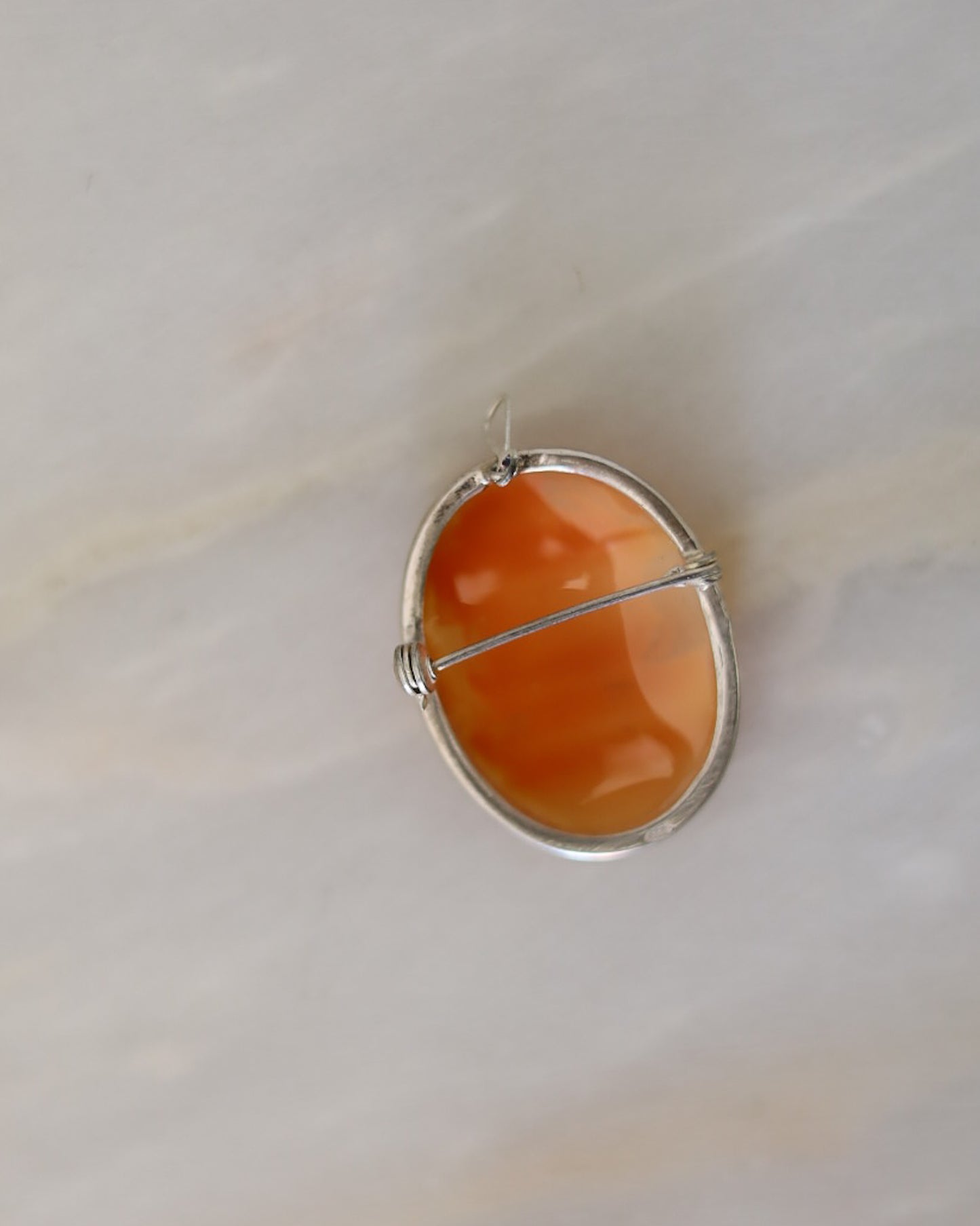 Cammeo in Conchiglia Scolpita a Mano — Montatura in Argento — Anni '30-'50