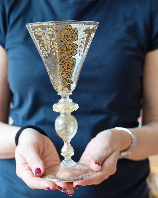 Bicchiere da collezione Gabbiani ottogonale con decoro oro zecchino
