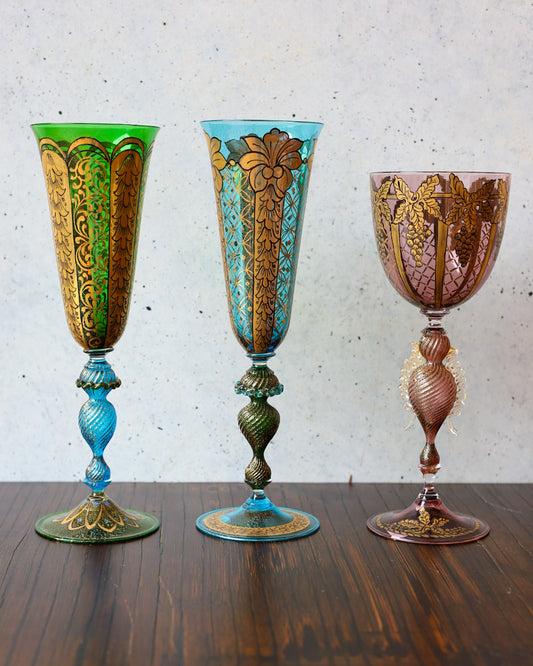 Bicchiere da collezione Gabbiani colorati con decoro oro