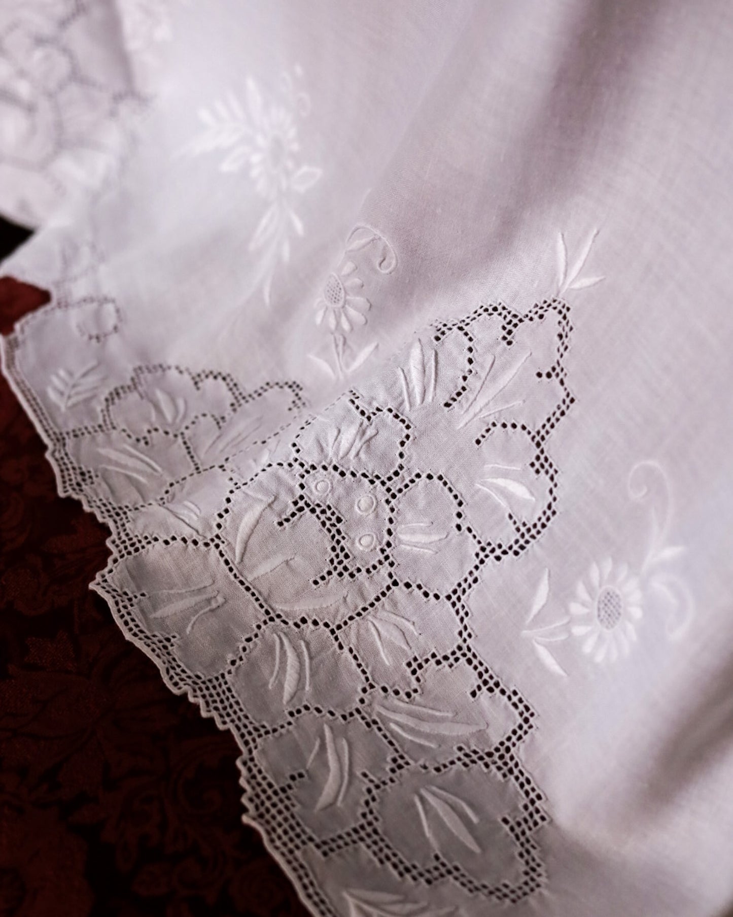 Tovaglia in Lino con Sfilato Siciliano — 12 Tovaglioli — cm 240×162