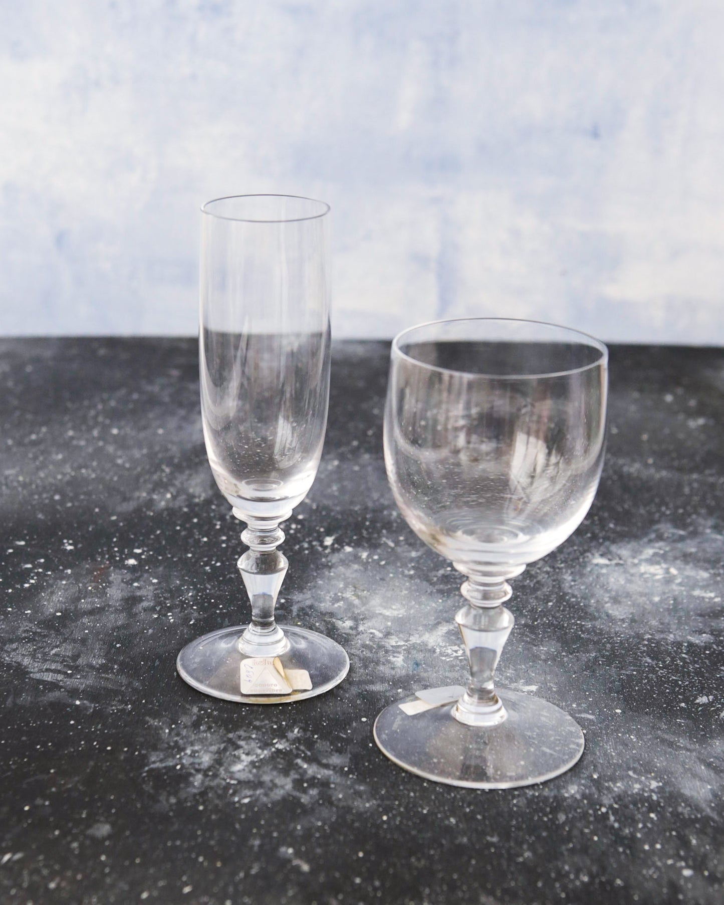 Servizio bicchieri in cristallo flutes e acqua
