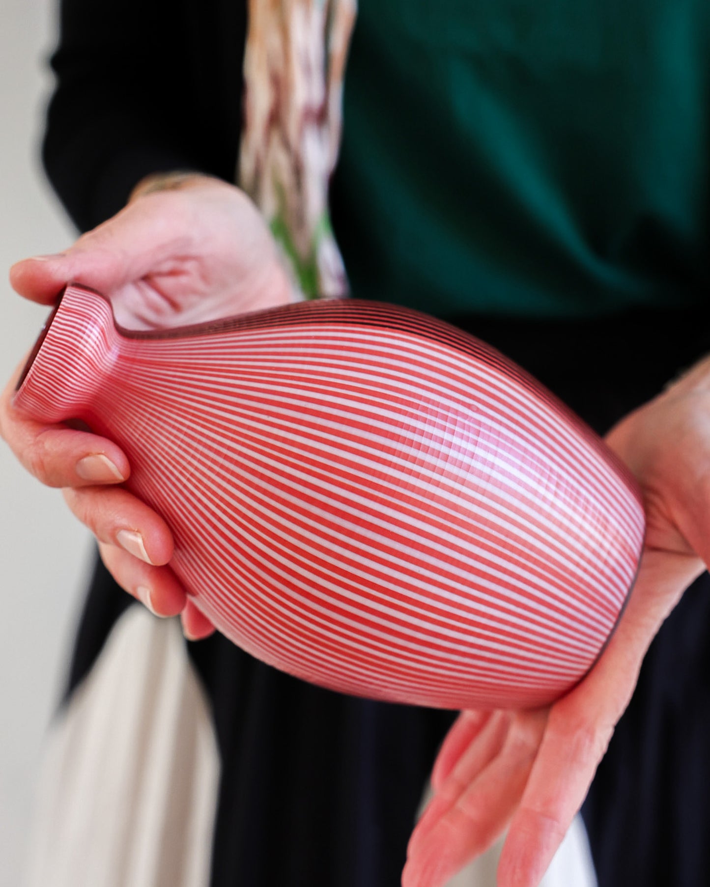 Vaso rosso a righe Venini