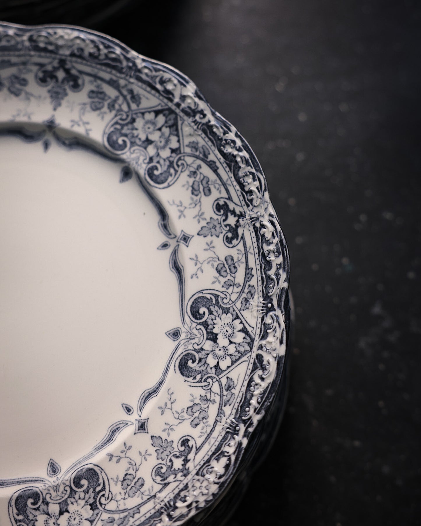 Servizio di piatti da 8 posti completi porcellana inglese decoro a transfer totale 40 pezzi