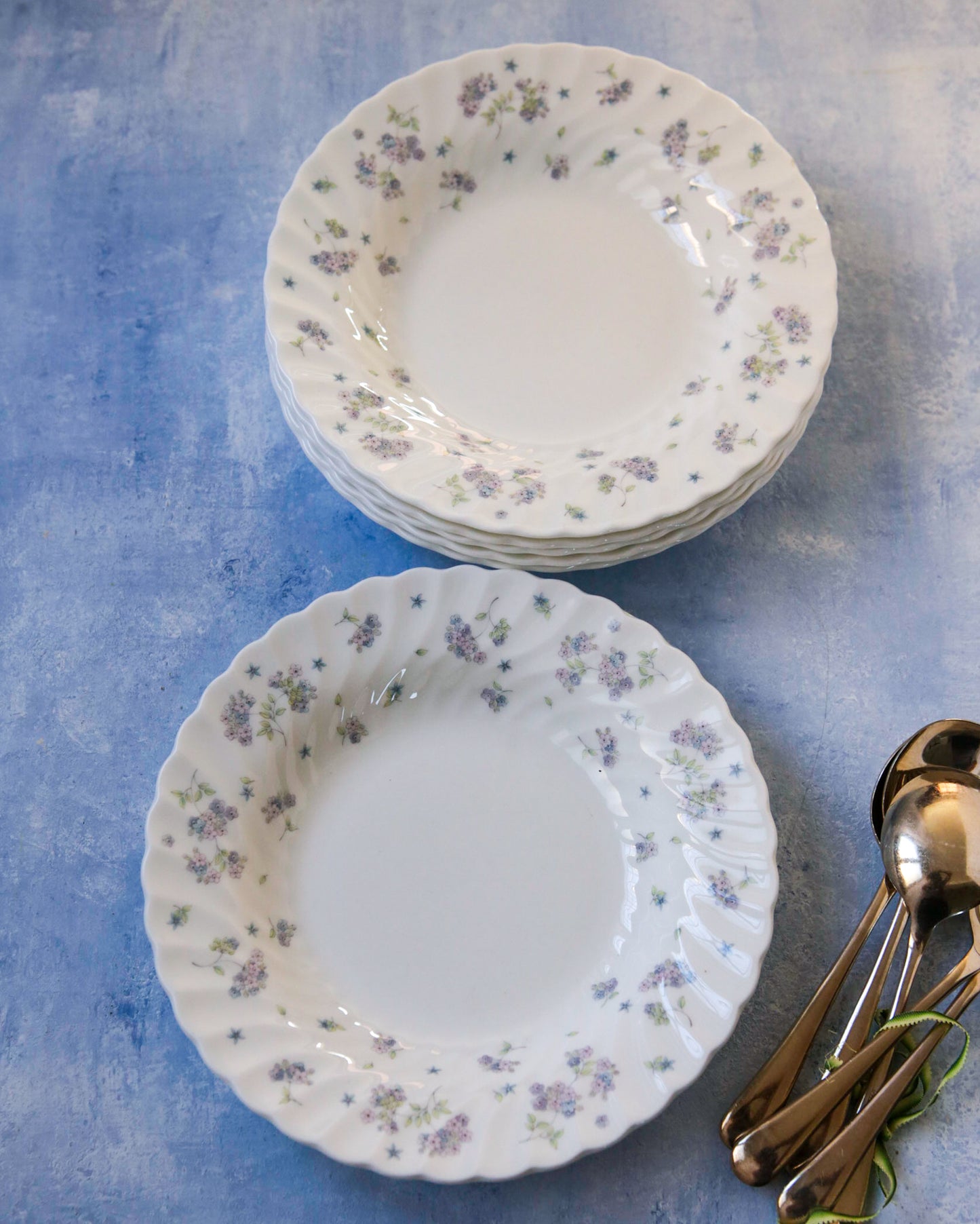 Set sei piatti cupi wedgwood decoro april