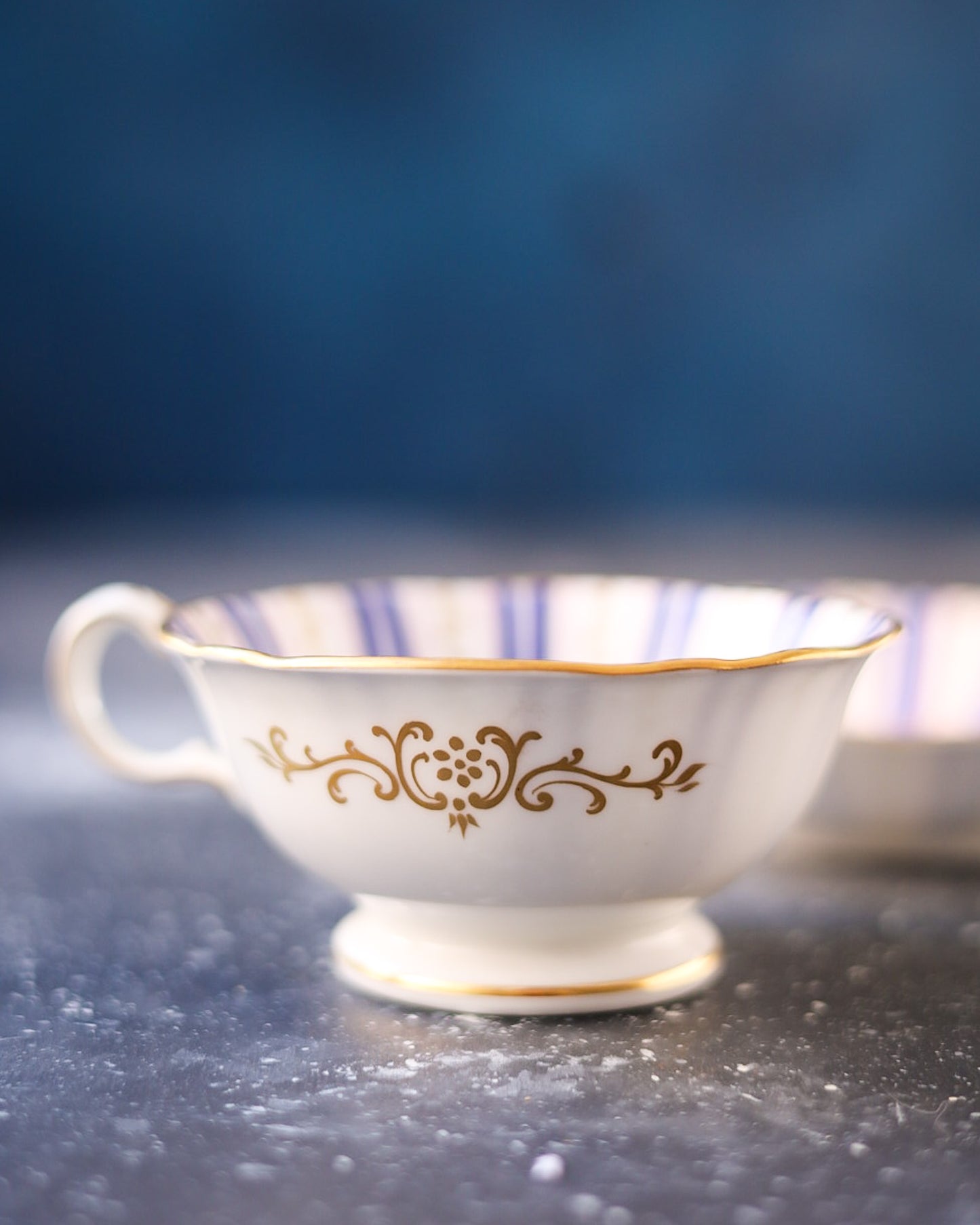 tazza antica primi 800 dipinta a mano a righe