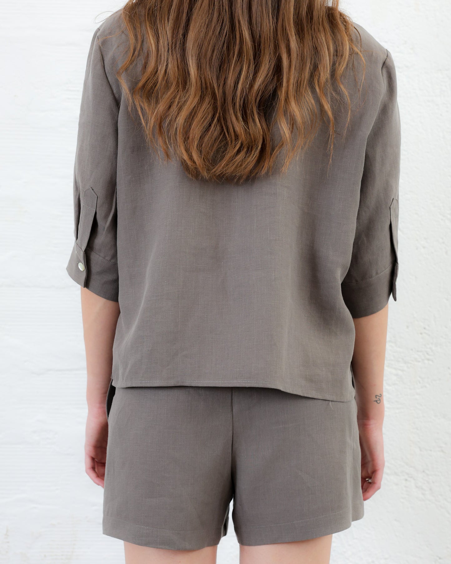MIRZA 48.48 — Bermuda in Lino Italiano — Manifattura Marchigiana, Made in Italy