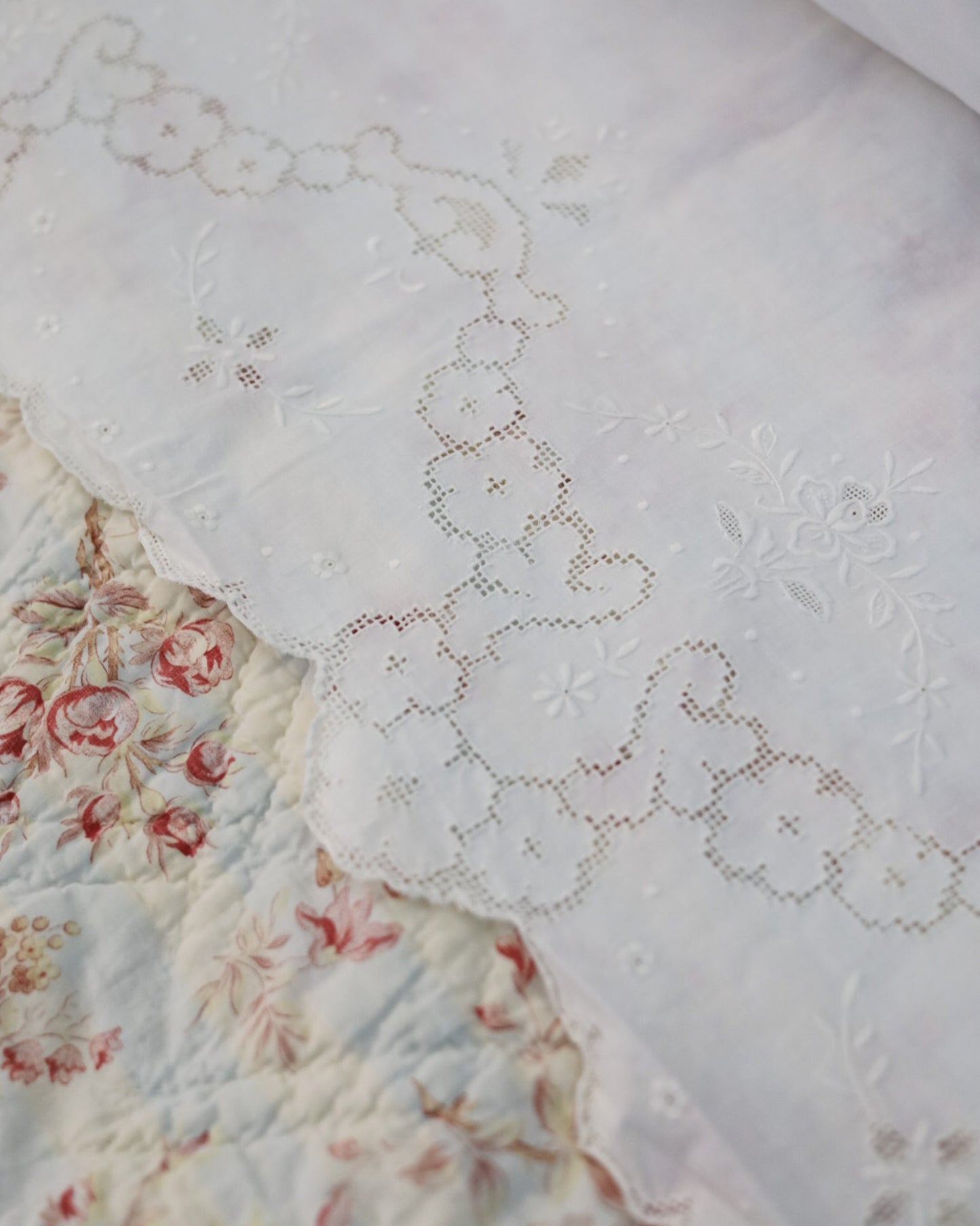 Lenzuolo matrimoniale in lino ricamo sfilato siciliano liberty