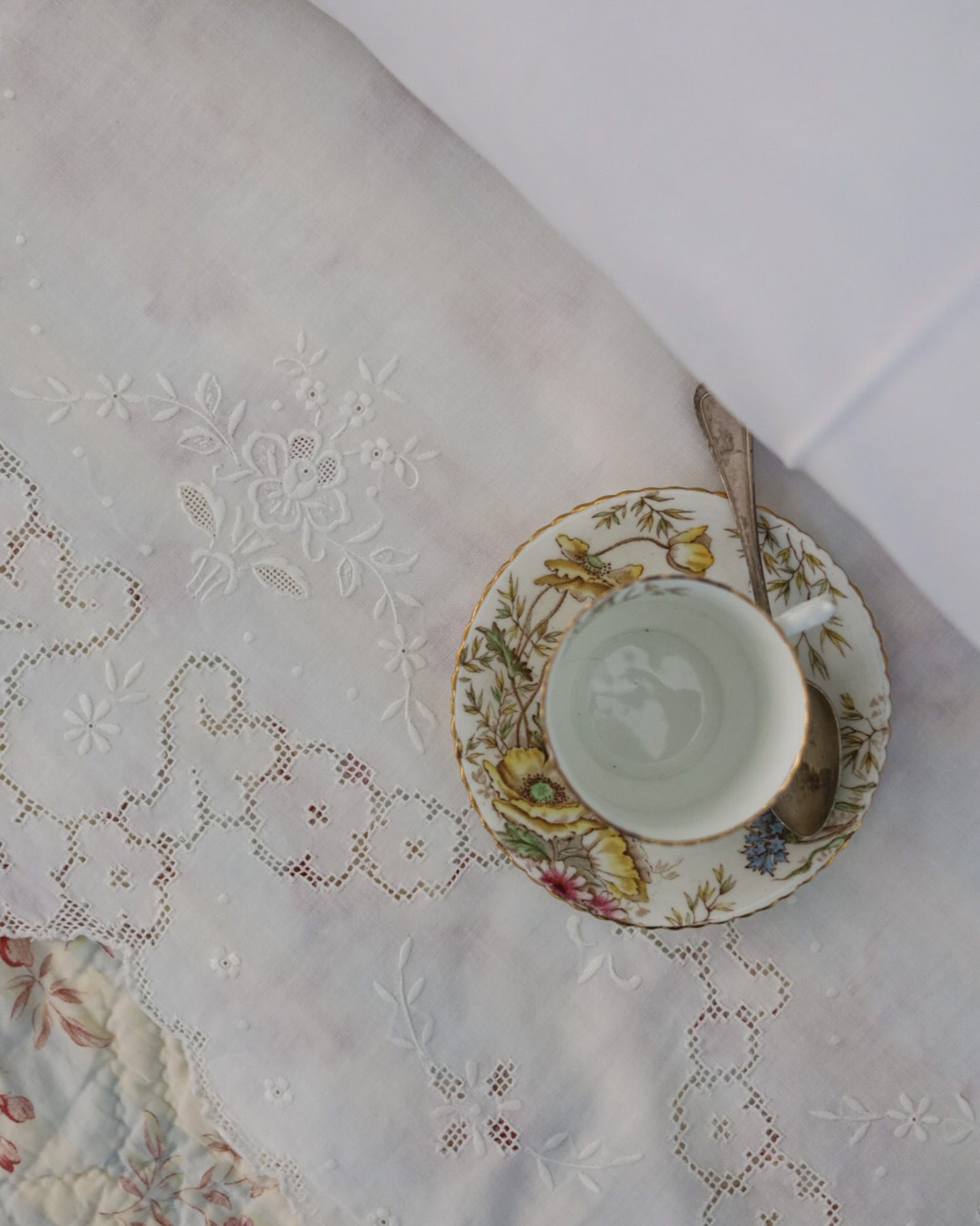 Lenzuolo matrimoniale in lino ricamo sfilato siciliano liberty