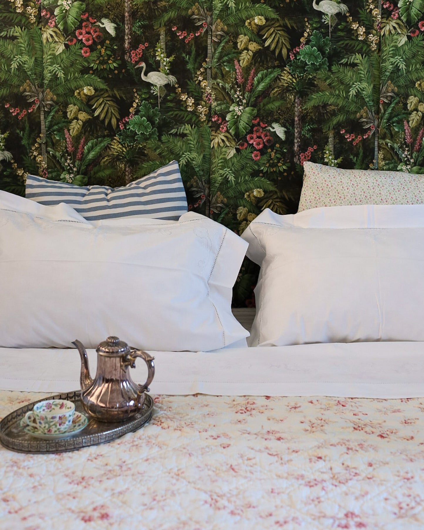 Lenzuolo matrimoniale in lino con sfilato siciliano e gigliuccio