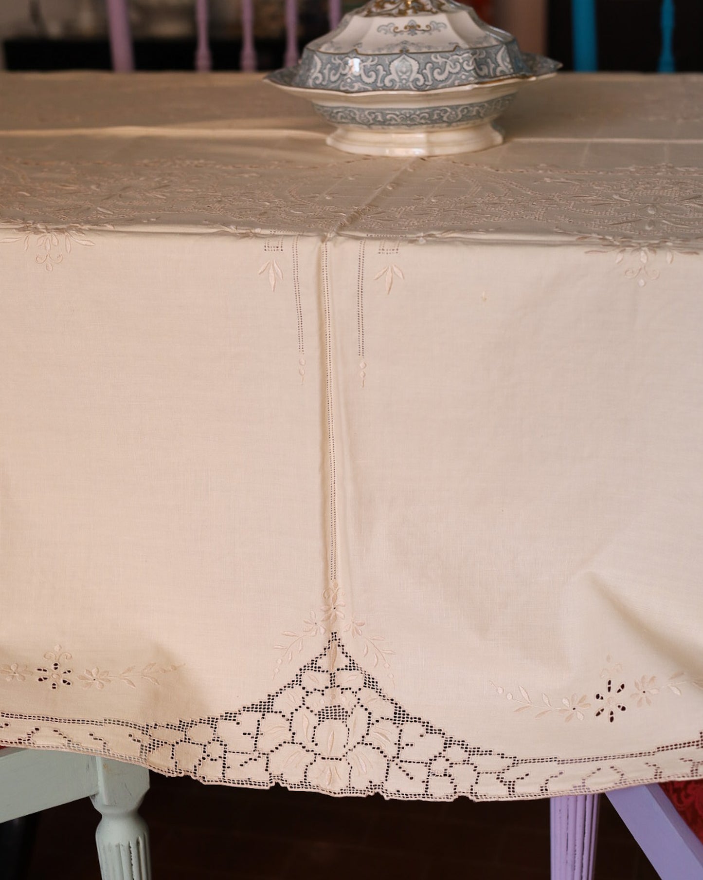 Tovaglia in lino avorio sfilato siciliano con 12 tovaglioli