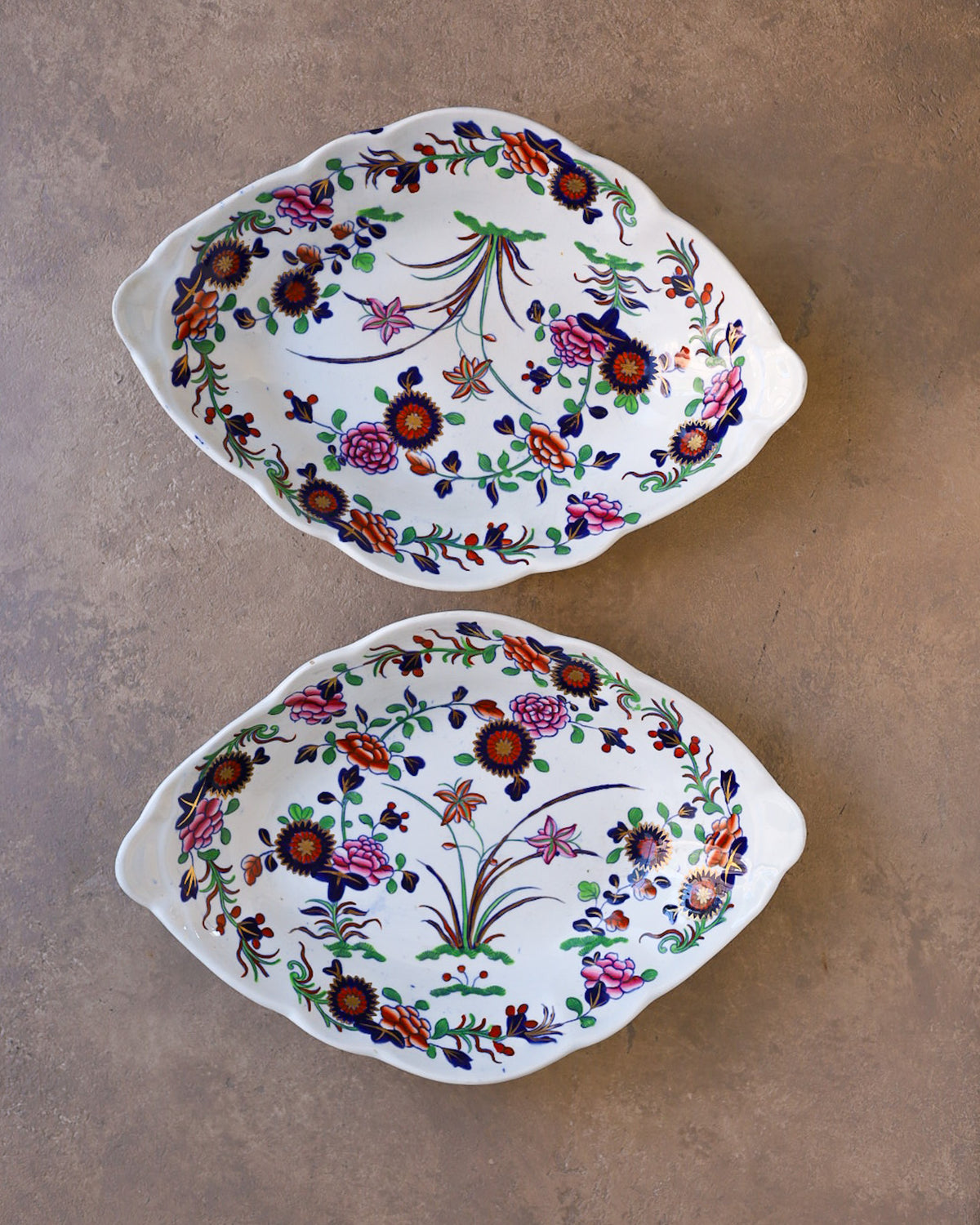 Vassoietto Imari Spode — Porcellana Dipinta a Mano — Pieno XIX Secolo