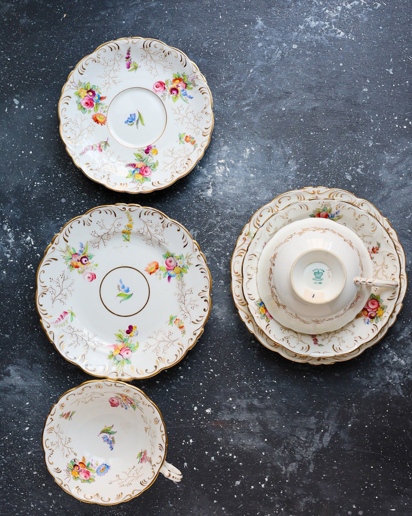 Trio da Tè Coalport - Decoro Floreale Rococò - Fine 1800