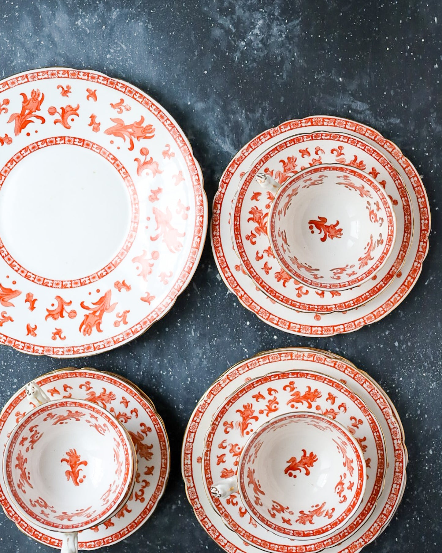 Set di 4 Trio The Foley China - Decoro Orientale Rosso Ferro - Bone China - Inghilterra, Fine 1800/Inizi 1900