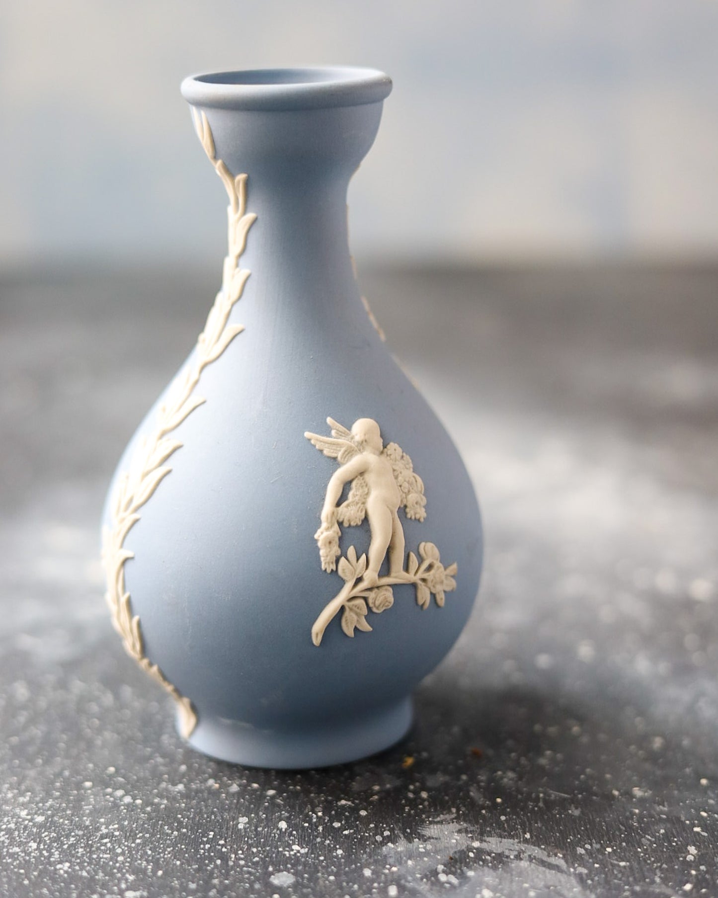 Vasi Decorativi Wedgwood Jasperware - Collezione Neoclassica - Blu Classico - Inghilterra