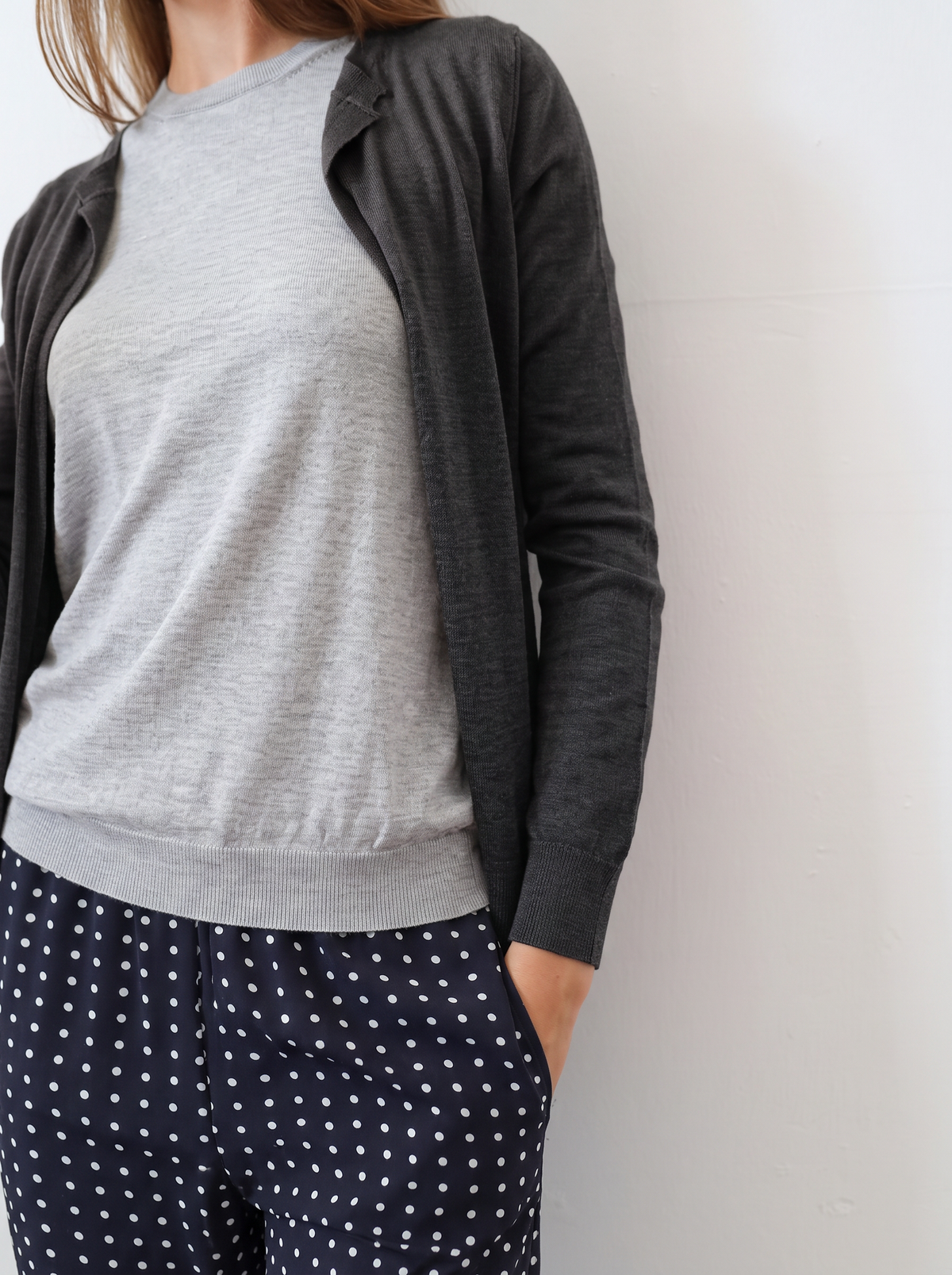 LISE 22.22 — Cardigan in Cashmere e Seta — Filato Cariaggi Jaipur, Maglificio Veneto, Made in Italy
