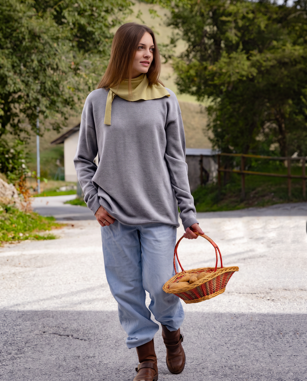 ROSA 22.22 — Maglia girocollo in lana vergine Botto Giuseppe 140s, finezza 7 — Laboratorio artigianale veneto, Made in Italy