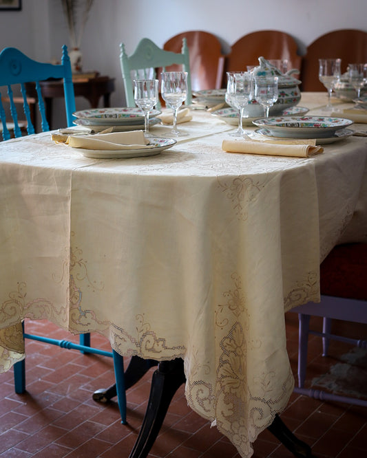 Tovaglia sfilato siciliano avorio con 12 tovaglioli