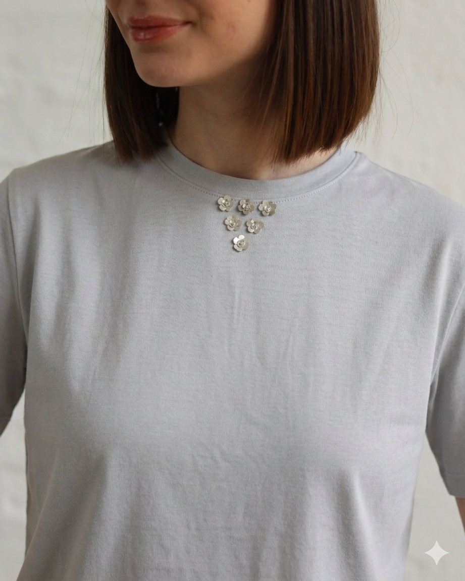 HY 33.33 — T-shirt in Cotone Filo di Scozia — Ricamo a Mano, Manifattura Made in Italy